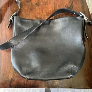Vintage Black leather Coach soho legacy bucket hand bag 9186